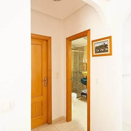 Con Terraza La Mata Apartment *
