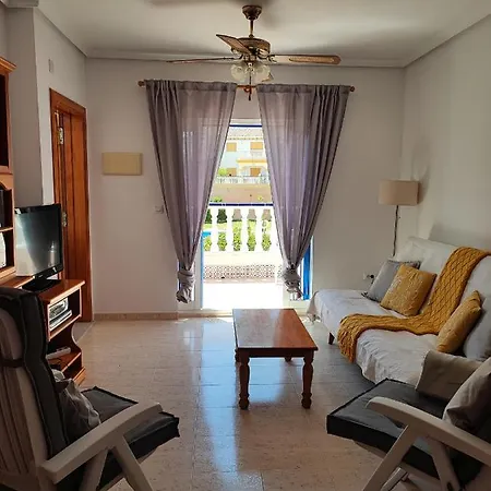 Con Terraza La Mata Apartment